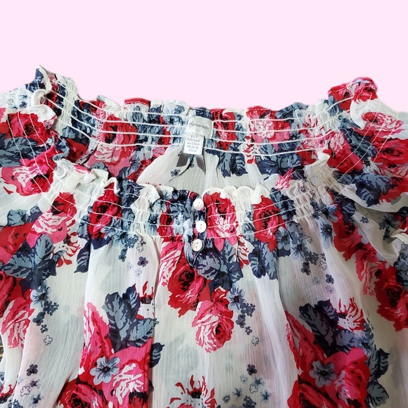 Dynamite Blouse - Picture 2 of 10